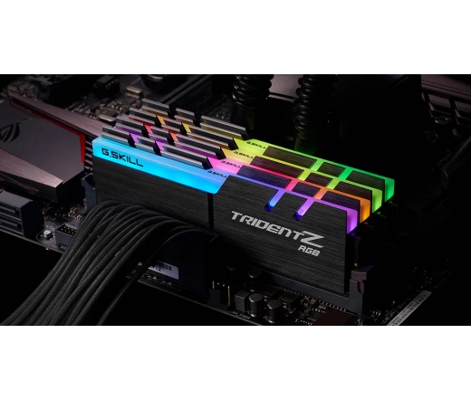 G.SKILL Trident Z RGB DDR4 2400MHz CL15 32GB Kit4 (4x8GB) Intel XMP